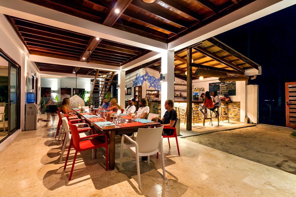 Viento Del Mar Hotel General Luna  Exterior photo